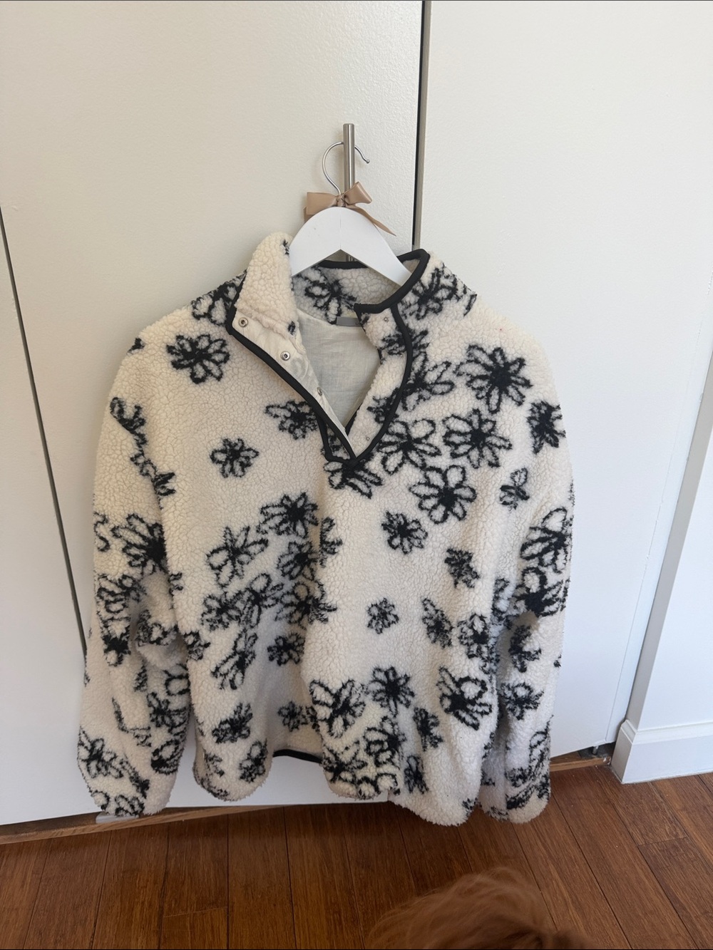Men's Cream Zip-Up Sherpa Sweatshirt with Black Floral Print